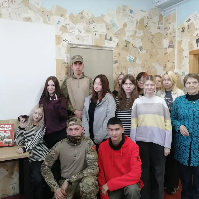 Абаканские школьники пролистали страницы  военной истории России