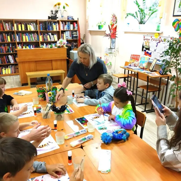 В детскую библиотеку – всей семьёй